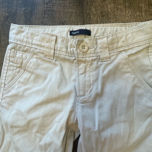 Gap Khaki Pants - Picture 4 of 4